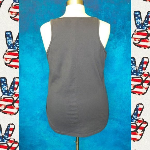 Lyrix Everyday People Patriotic Peace Sign Tank - Picture 5 of 8